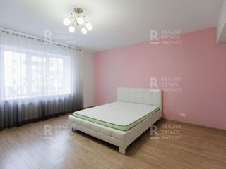 Apartament cu 3 camere, 93 m², Botanica, Chișinău foto 9