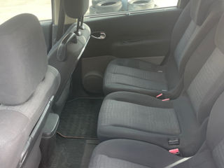 Renault Grand Scenic foto 6