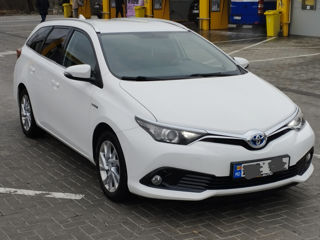 Toyota Auris foto 2