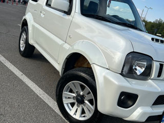 Suzuki Jimny foto 4