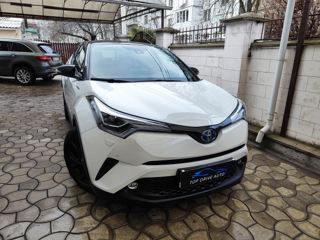 Toyota C-HR foto 2