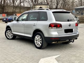 Volkswagen Touareg foto 5