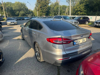 Ford Fusion foto 4