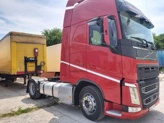 Volvo FH460 foto 2