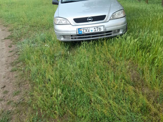 Opel Astra foto 9