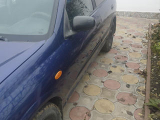 Nissan Almera foto 3