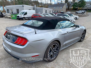 Ford Mustang foto 5