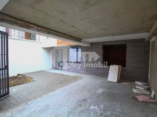 Townhouse cu 4 nivele, 240 mp, 68900 € ! foto 8