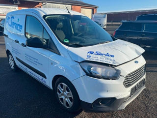 Ford Transit Courier foto 5