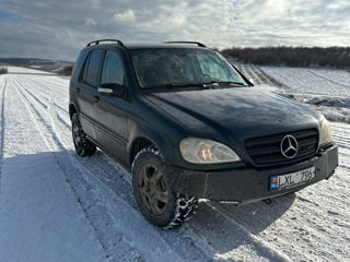 Mercedes M-Class