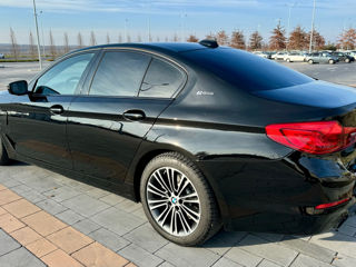 BMW 5 Series foto 7