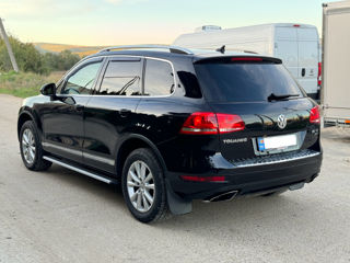 Volkswagen Touareg foto 2