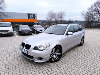 BMW 5 Series foto 8