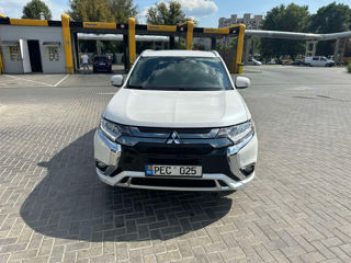 Mitsubishi Outlander foto 9