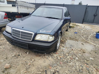 Mercedes c202. foto 2