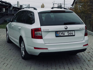 Skoda Octavia foto 3