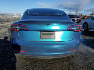 Tesla Model 3 foto 5