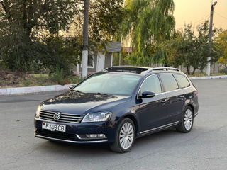 Volkswagen Passat foto 2