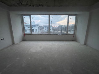 TownHouse ; 200 m2 ; Ciocirliei foto 4