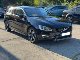 Volvo V60 foto 2