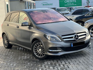 Mercedes B-Class foto 3