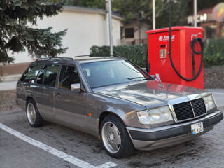 Mercedes Series (W124) foto 4