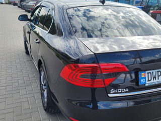 Skoda Superb foto 4