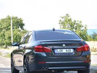 BMW 5 Series foto 1