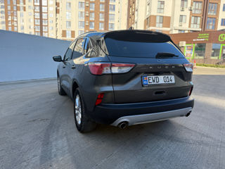 Ford Kuga foto 3