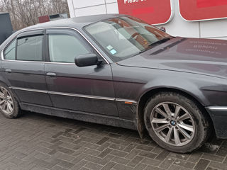 BMW 7 Series foto 4