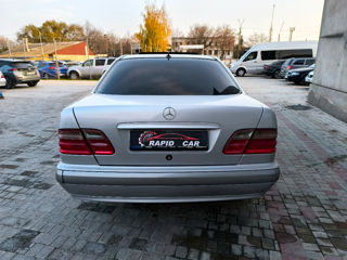 Mercedes E-Class foto 6