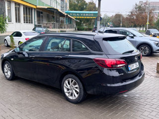 Opel Astra foto 2