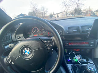 BMW 5 Series foto 9