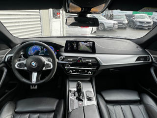 BMW 5 Series foto 10