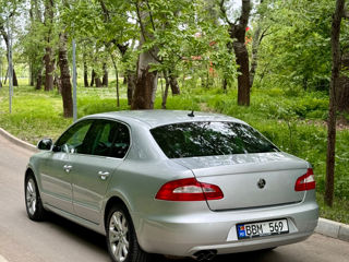 Skoda Superb foto 4