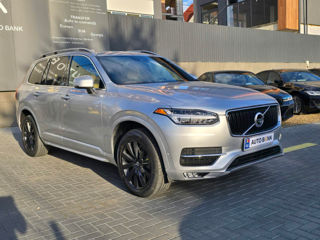 Volvo XC90 foto 1