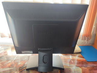 17" Монитор BenQ FP73G foto 0