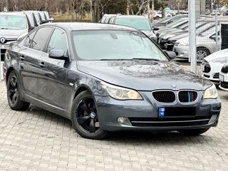 BMW 5 Series foto 1