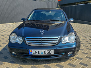 Mercedes C-Class