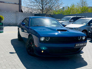 Dodge Challenger foto 2