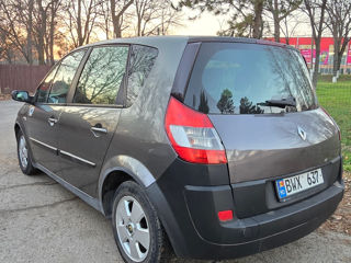 Renault Scenic foto 2