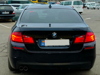 BMW 5 Series foto 7