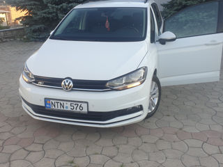 Volkswagen Touran foto 5