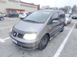 Volkswagen Sharan foto 8