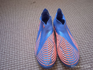 Vând buți Adidas Predator foto 2