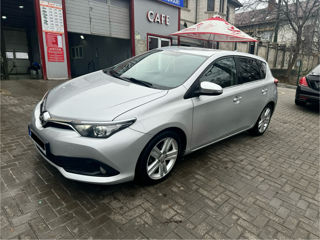 Toyota Auris foto 4