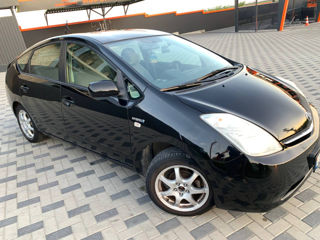 Toyota Prius foto 4