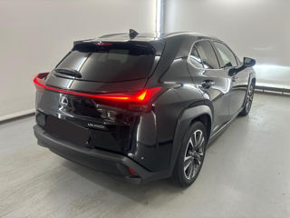 Lexus UX foto 3