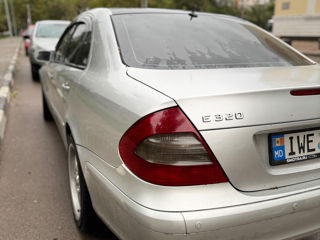 Mercedes E-Class foto 6