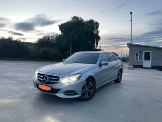 Mercedes E Class foto 2